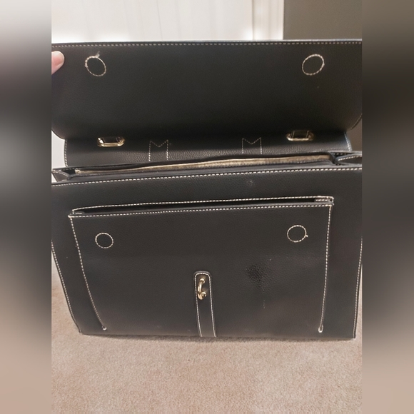 Black, faux-leather briefcase. - Picture 3 of 8